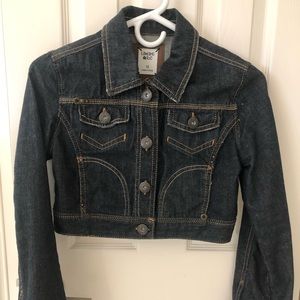 Cute cropped denim jacket